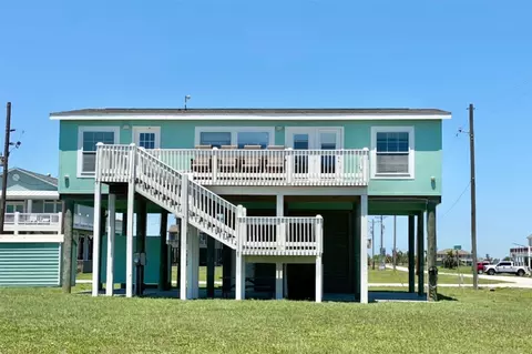 861 Alberdie Dr, Crystal Beach, TX 77650