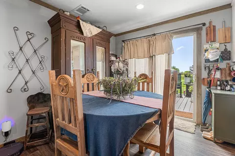 Dining - 22360 640, Damon, TX 77430 photo 2 of 2