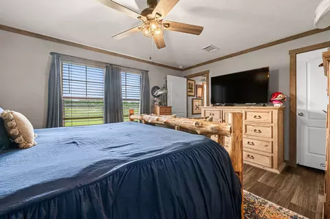 Bedroom - 22360 640, Damon, TX 77430 photo 1 of 4
