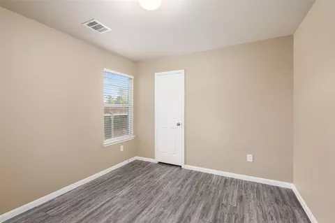Bedroom - 15302 Kickapoo Trl, Willis, TX 77378 photo 4 of 4