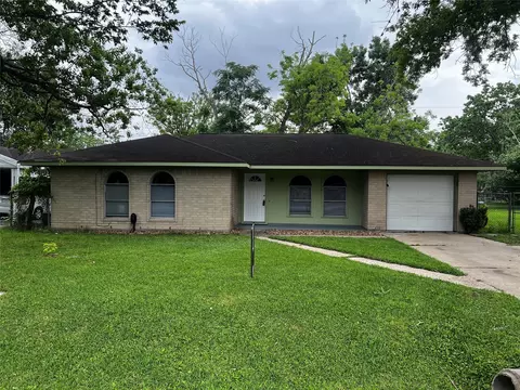 1105 Yorktown St, Richmond, TX 77469