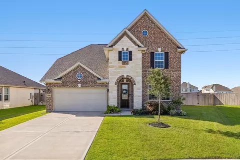 14047 S River Dr, Baytown, TX 77523
