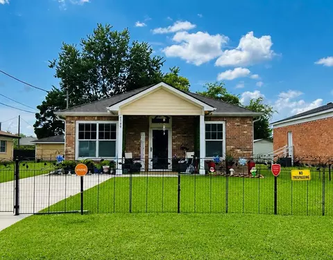 6509 Carver Ave, Texas City, TX 77591