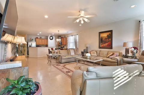 218 River Briar Ln, Richmond, TX 77406