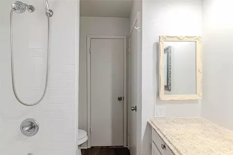 Bath - 4606 Fitzwater Dr, Spring, TX 77373 photo 4 of 5