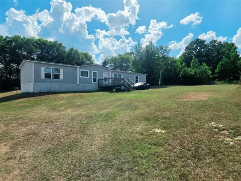 276 Wisteria Ln, Nacogdoches, TX 75964