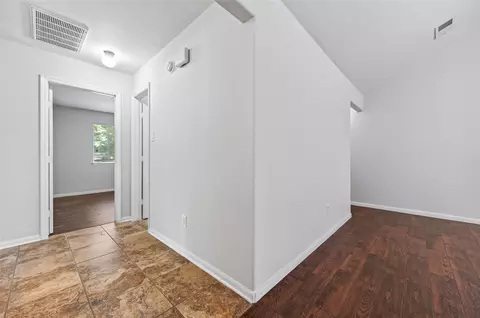 Entry Way - 3 Steep Trail Pl, Conroe, TX 77385 photo 3 of 4