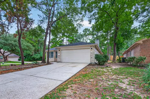 Exterior - 3 Steep Trail Pl, Conroe, TX 77385 photo 5 of 9
