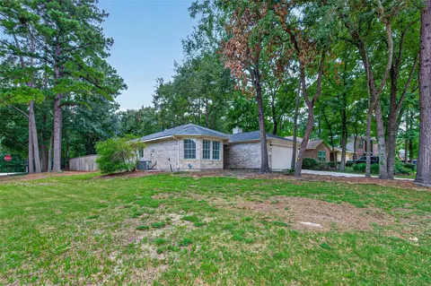 Exterior - 3 Steep Trail Pl, Conroe, TX 77385 photo 2 of 9