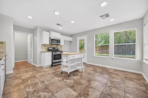 Other - 3 Steep Trail Pl, Conroe, TX 77385 photo 5 of 11