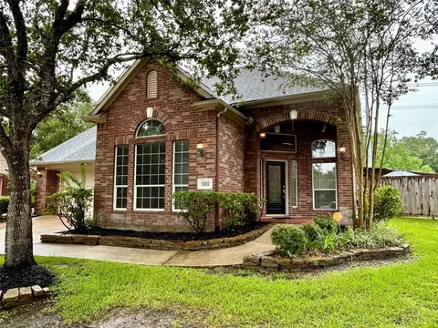 15802 Deerpath Ct, Tomball, TX 77377