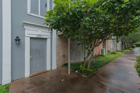 2511 Marilee Ln #1, Houston, TX 77057