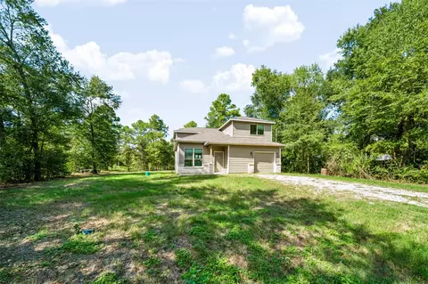 16 Big Lake Cir, Huntsville, TX 77320