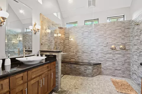 Bath - 3507 Rolling Forest Dr, Spring, TX 77388 photo 3 of 7