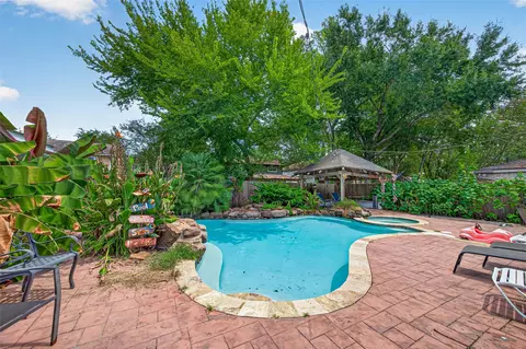 Exterior - 17314 Tall Cypress Dr, Spring, TX 77388 photo 7 of 8
