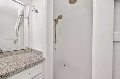 Bath - 17314 Tall Cypress Dr, Spring, TX 77388 photo 2 of 6