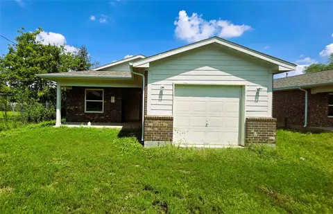 9827 Pelsey St, Houston, TX 77029