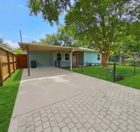 4919 Donald St, Seabrook, TX 77586