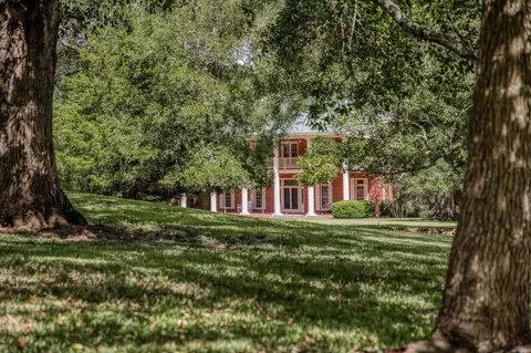 10507 Old Chappell Hill Rd, Chappell Hill, TX 77426