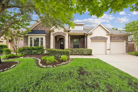 622 W W Frk, Webster, TX 77598