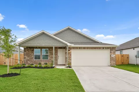 2512 Old Glory Ln, Bay City, TX 77414