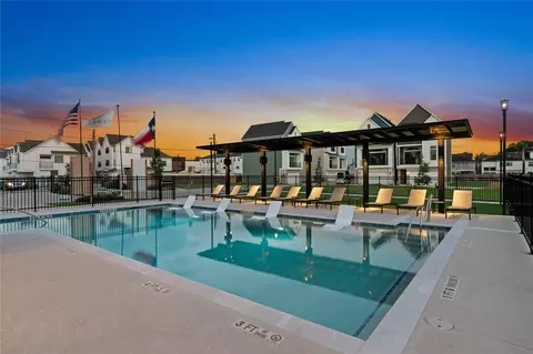 8720 Aquino Ln, Houston, TX 77055