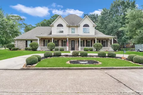 104 Clear Springs Dr, Montgomery, TX 77356