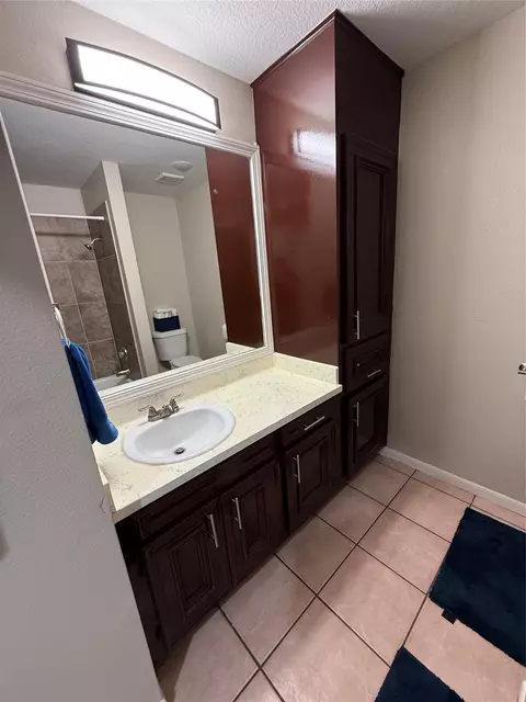 Bath - 3103 Pine Dust Ln, Spring, TX 77373 photo 2 of 3