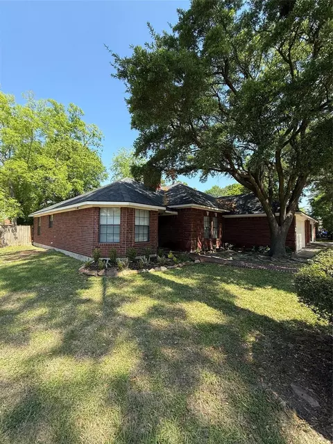 Exterior - 3103 Pine Dust Ln, Spring, TX 77373 photo 3 of 4
