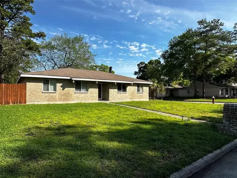 4319 Burkegate Dr, Spring, TX 77373 photo 1