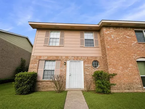 7283 Chasewood Dr, Missouri City, TX 77489
