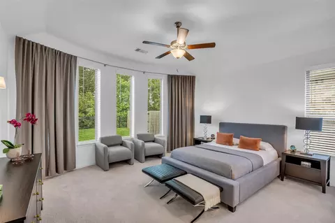 Bedroom - 2915 Oakcrest Meadow Ct, Spring, TX 77386 photo 1 of 4