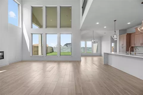 Living - 16423 Cat Ct, Conroe, TX 77302 photo 1 of 3