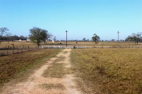 27134 Muckelroy Rd, Hempstead, TX 77445
