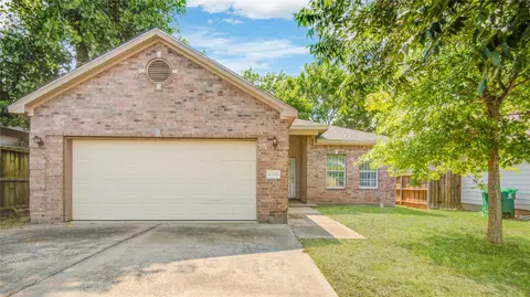 8320 Livingston St, Houston, TX 77051