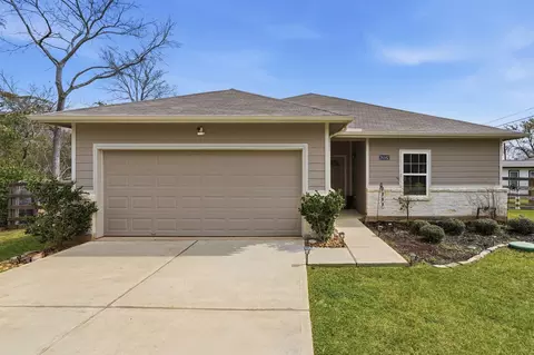 26582 Armadillo Dr, Hempstead, TX 77445