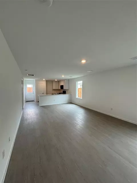 Living - 557 Falling Cave Dr, Willis, TX 77378 photo 3 of 6