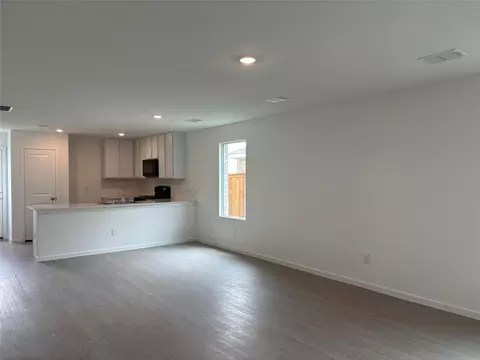 Living - 557 Falling Cave Dr, Willis, TX 77378 photo 5 of 6