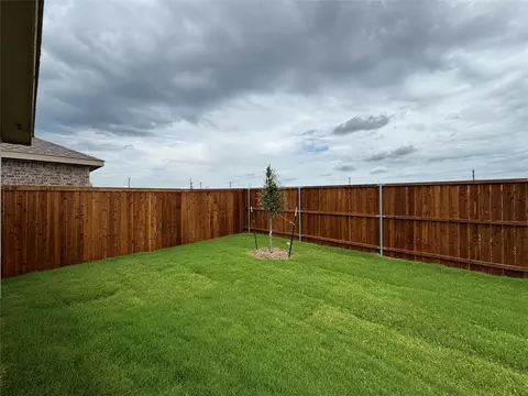 Exterior - 557 Falling Cave Dr, Willis, TX 77378 photo 5 of 6
