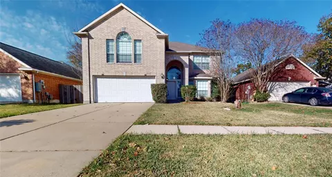 3310 Pecan Mill Dr, Sugar Land, TX 77498