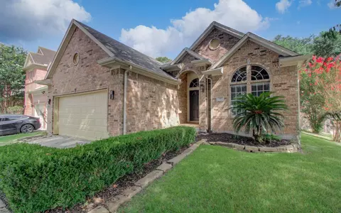 4444 Victory Dr #30, Houston, TX 77088