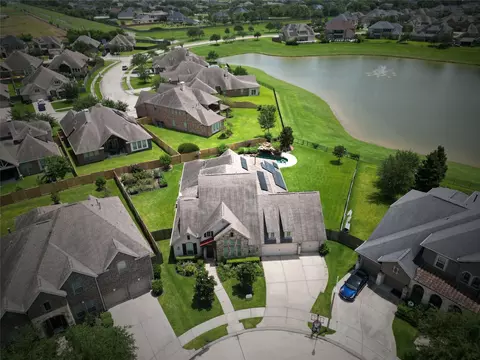 1433 Hicks Field Ln, League City, TX 77573