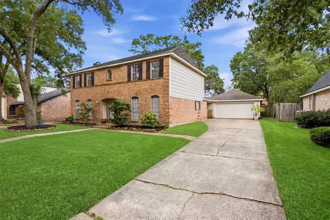 19719 Sweet Forest Ln, Humble, TX 77346
