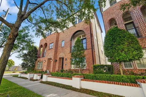 705 Delano St, Houston, TX 77003