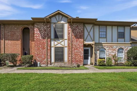 11647 Sabo Rd, Houston, TX 77089