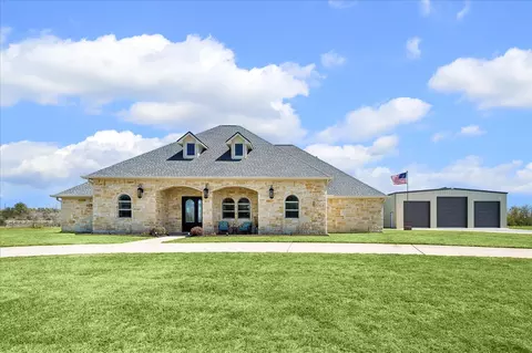 2970 Settlers Way Dr, Sealy, TX 77474