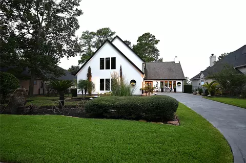 38 Fairway Park, Montgomery, TX 77356