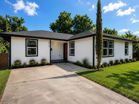 4935 Enyart St, Houston, TX 77021