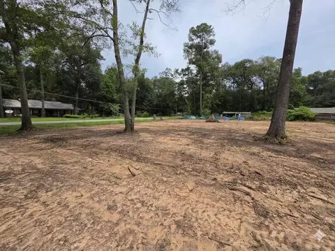 26464 Lantern Ln, New Caney, TX 77357