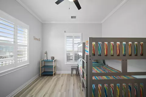 Bedroom - 405 Pompano Dr, Freeport, TX 77541 photo 4 of 6